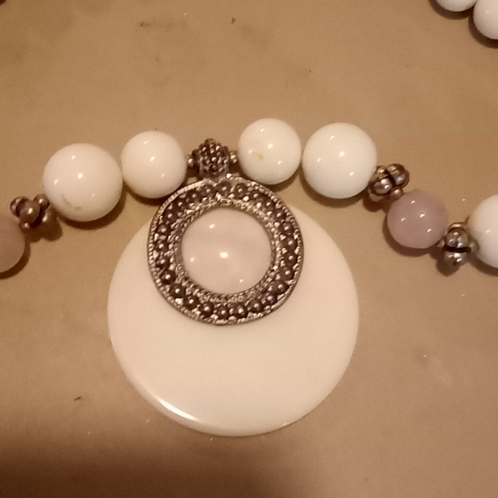 Necklace Carol Dauplaisr - Picture 3 of 4